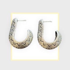 Chico's Silver Abstract‎ Design Earrings